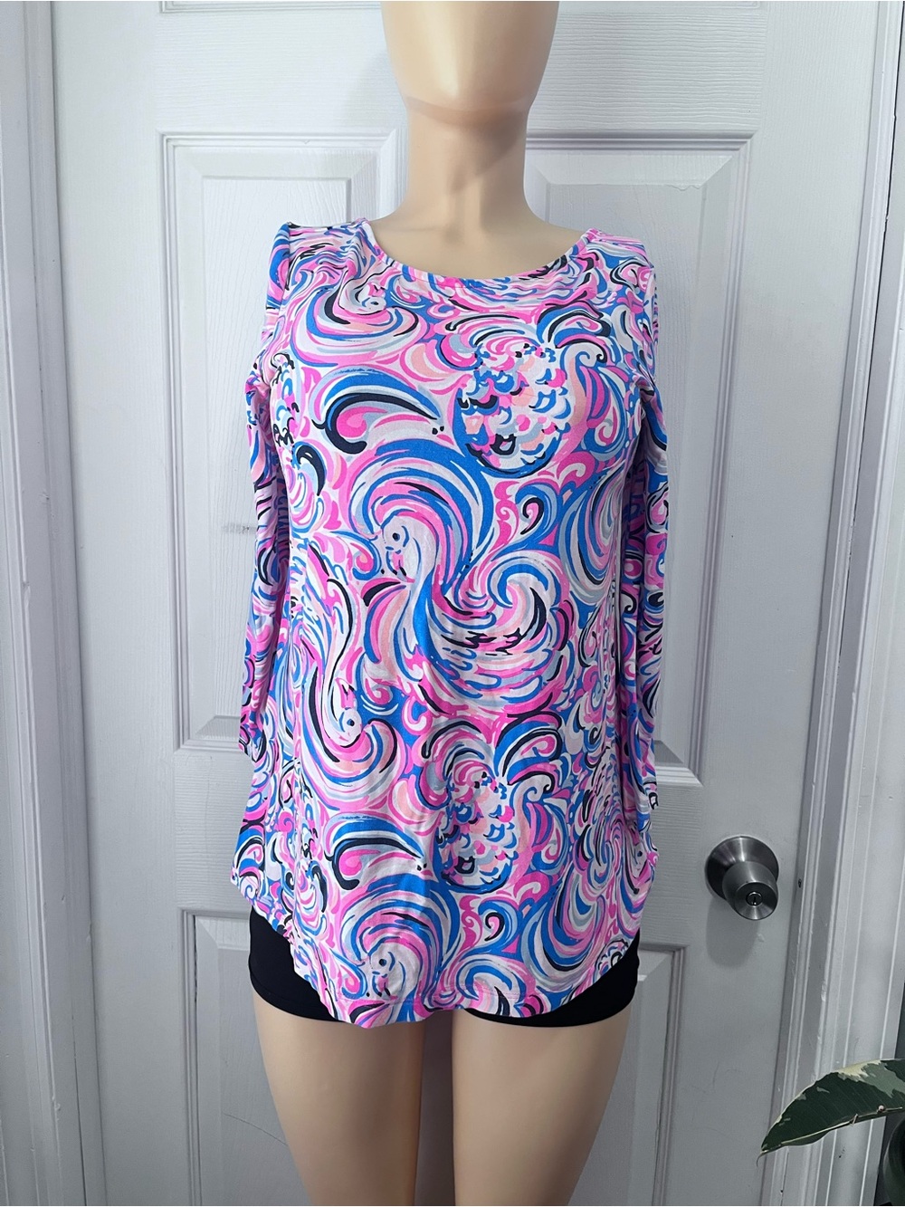 Women’s Pink & Blue Swirl Print Long Sleeve Top